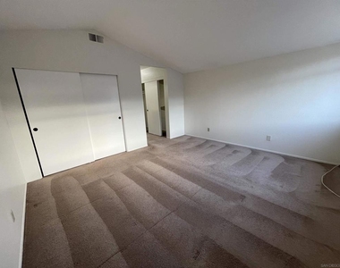 15846 Windrose Way - Photo Thumbnail 18
