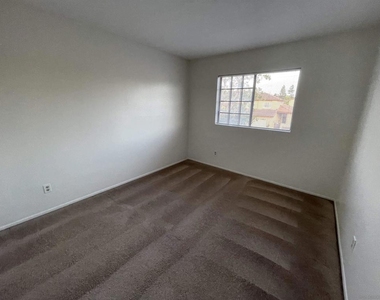 15846 Windrose Way - Photo Thumbnail 12