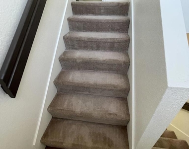 15846 Windrose Way - Photo Thumbnail 8