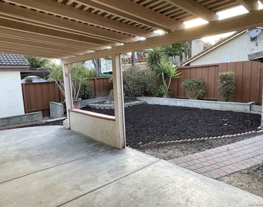 15846 Windrose Way - Photo Thumbnail 24