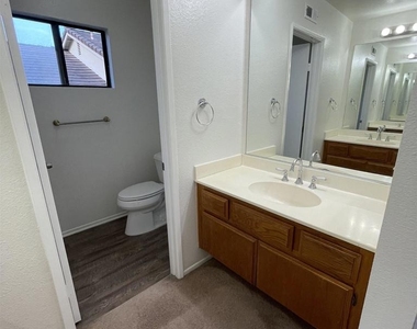 15846 Windrose Way - Photo Thumbnail 21