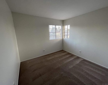 15846 Windrose Way - Photo Thumbnail 9