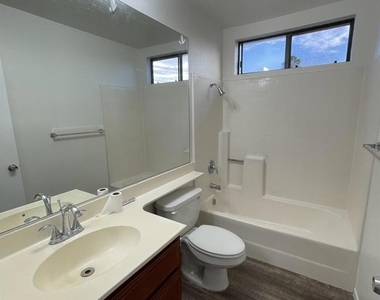 15846 Windrose Way - Photo Thumbnail 14