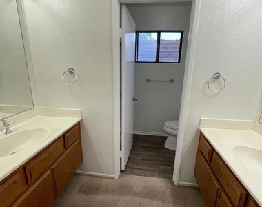 15846 Windrose Way - Photo Thumbnail 16