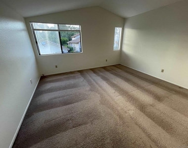 15846 Windrose Way - Photo Thumbnail 17