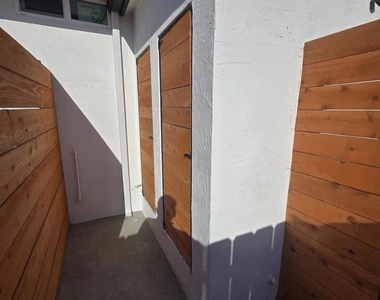 2134 E 5th St - Photo Thumbnail 19