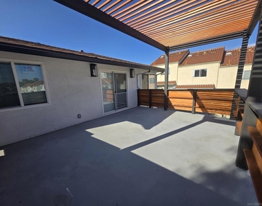 2134 E 5th St - Photo Thumbnail 23
