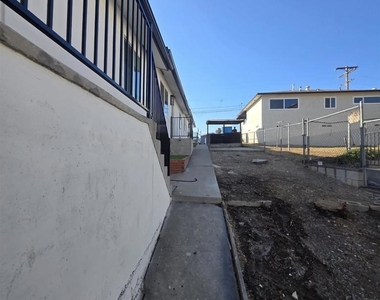 2134 E 5th St - Photo Thumbnail 29
