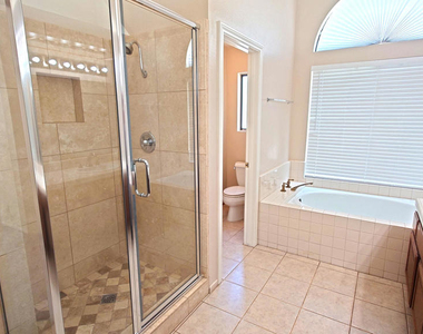 2500 Kensington Avenue - Photo Thumbnail 26