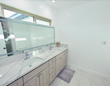 21794 Ybarra Road - Photo Thumbnail 16