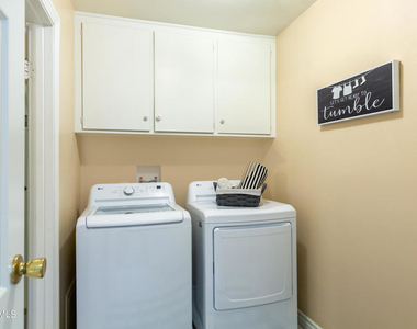 3340 Tuxford Place - Photo Thumbnail 18