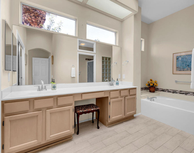37468 Westridge Avenue - Photo Thumbnail 42
