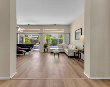 37468 Westridge Avenue - Photo Thumbnail 3