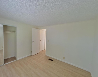 2055 Marni Court - Photo Thumbnail 10