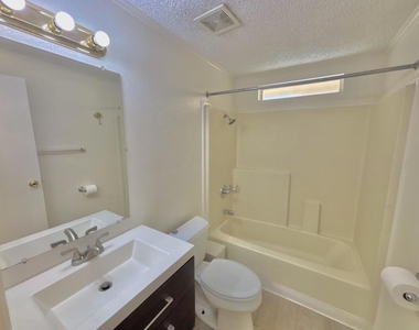 2055 Marni Court - Photo Thumbnail 9