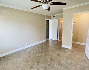 43376 Cook Street - Photo Thumbnail 5