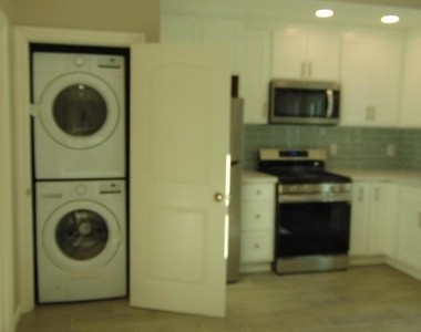 6642 Forbes Avenue - Photo Thumbnail 6