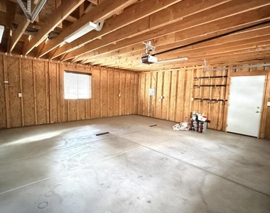 25001 Rim Rock Road - Photo Thumbnail 37