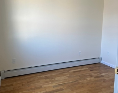 753 Elton Avenue - Photo Thumbnail 2