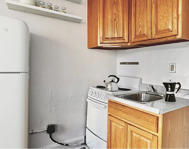 455 2nd Avenue - Photo Thumbnail 2