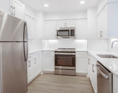 1415 North Taft Street - Photo Thumbnail 74