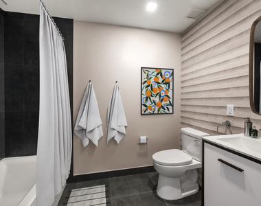 299 East 161st Street - Photo Thumbnail 3