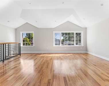 120-46 199th Street - Photo Thumbnail 1