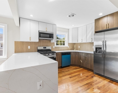 120-46 199th Street - Photo Thumbnail 3