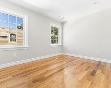 120-46 199th Street - Photo Thumbnail 8