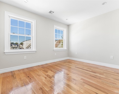 120-46 199th Street - Photo Thumbnail 6