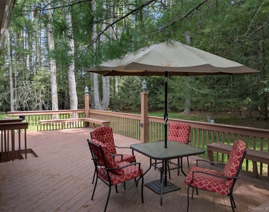 617 Katrina Falls Road - Photo Thumbnail 3