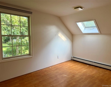 7 Gables Court - Photo Thumbnail 8