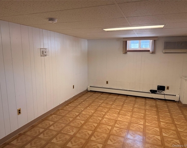 2518 South Avenue - Photo Thumbnail 5