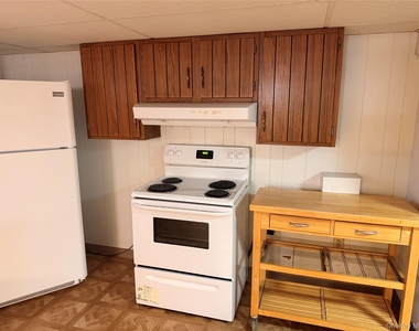 2518 South Avenue - Photo Thumbnail 4