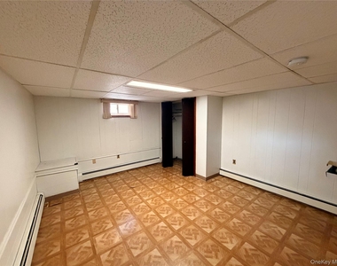 2518 South Avenue - Photo Thumbnail 10