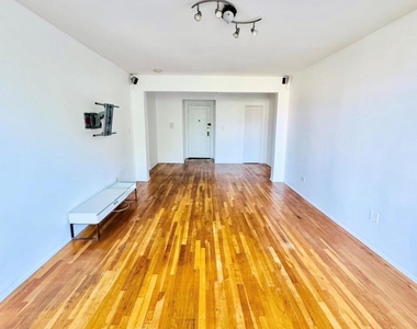 89-20 55th Avenue - Photo Thumbnail 24