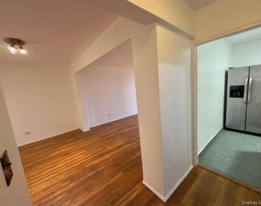89-20 55th Avenue - Photo Thumbnail 7