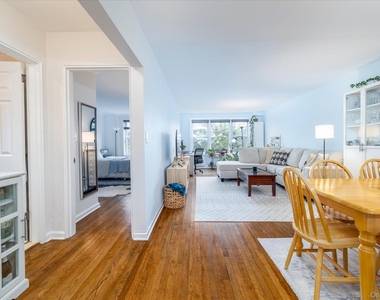 1 E Broadway - Photo Thumbnail 1