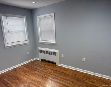 99 Gibson Boulevard - Photo Thumbnail 6