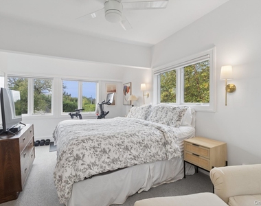91 Beach Lane - Photo Thumbnail 24