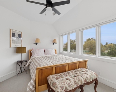 91 Beach Lane - Photo Thumbnail 23