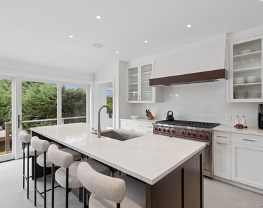 91 Beach Lane - Photo Thumbnail 14