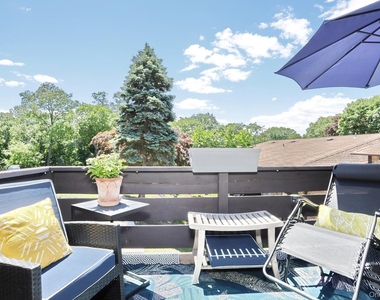 174 Sierra Vista Lane - Photo Thumbnail 11