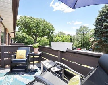 174 Sierra Vista Lane - Photo Thumbnail 12