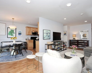 174 Sierra Vista Lane - Photo Thumbnail 7