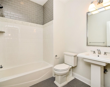 31 Cedar Place - Photo Thumbnail 5