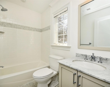 31 Cedar Place - Photo Thumbnail 4