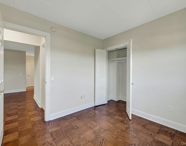 505 White Plains Road - Photo Thumbnail 11