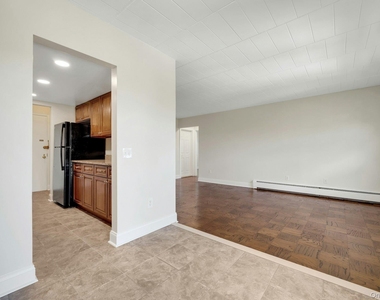505 White Plains Road - Photo Thumbnail 8