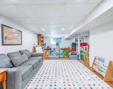 16 Pine Street - Photo Thumbnail 26